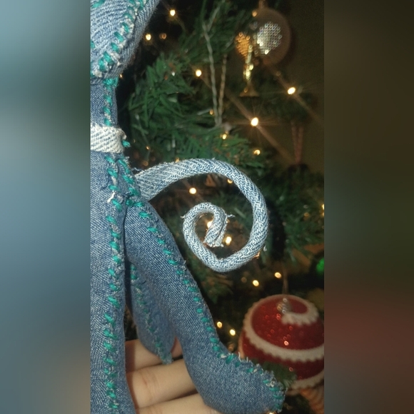 Handcrafted Denim Cat - Picture 5 of 6